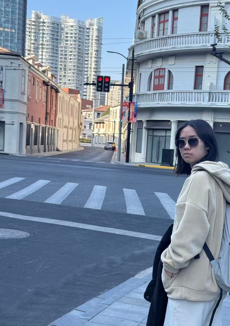 Yiwei